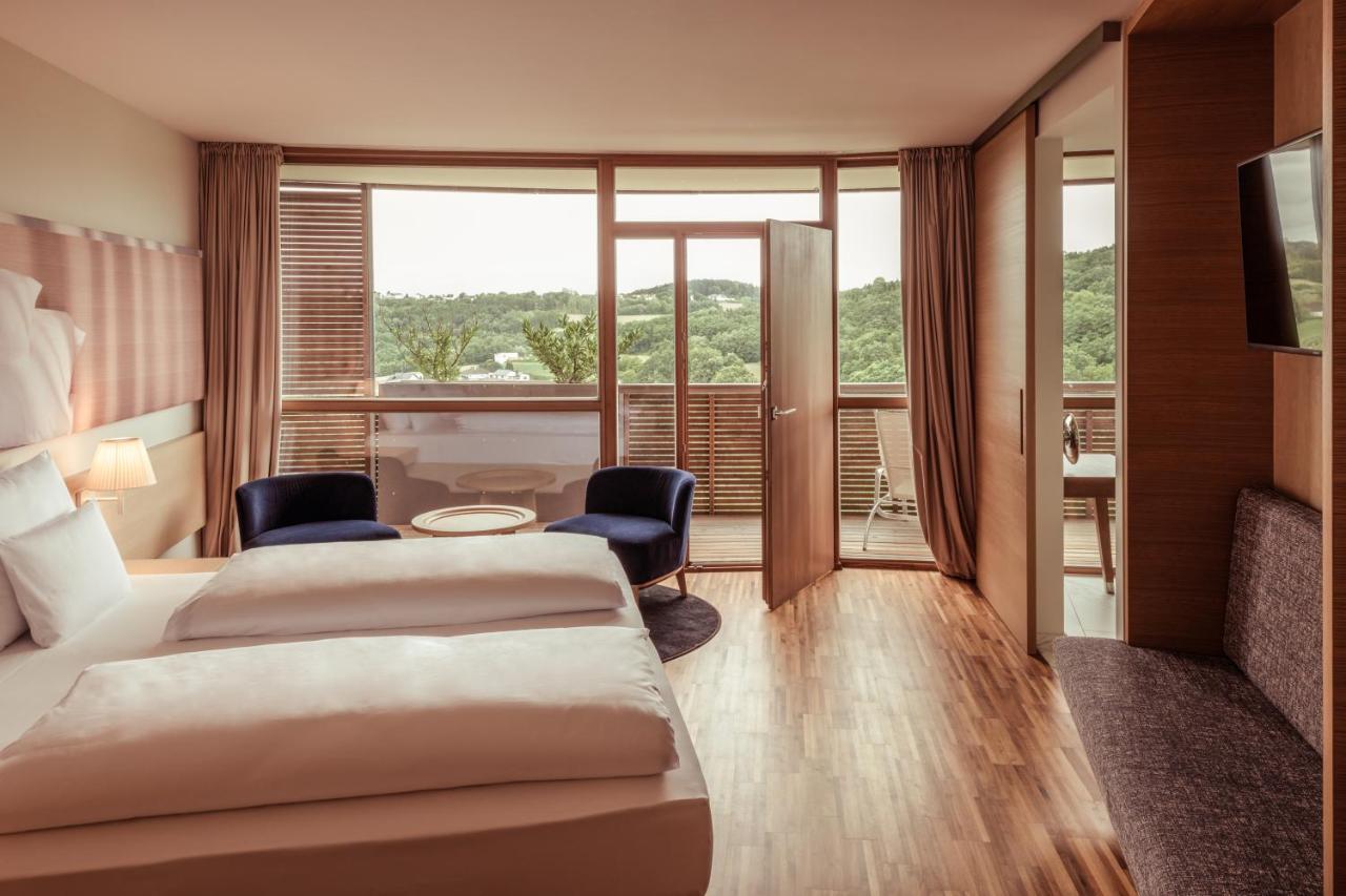 Falkensteiner Balance Resort Stegersbach - Adults Only ภายนอก รูปภาพ A room at the Hotel
